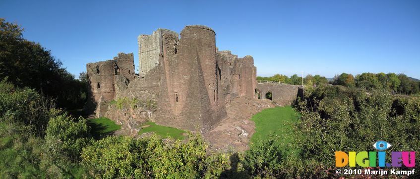 SX16510-16514 Goodrich Castle from south-east